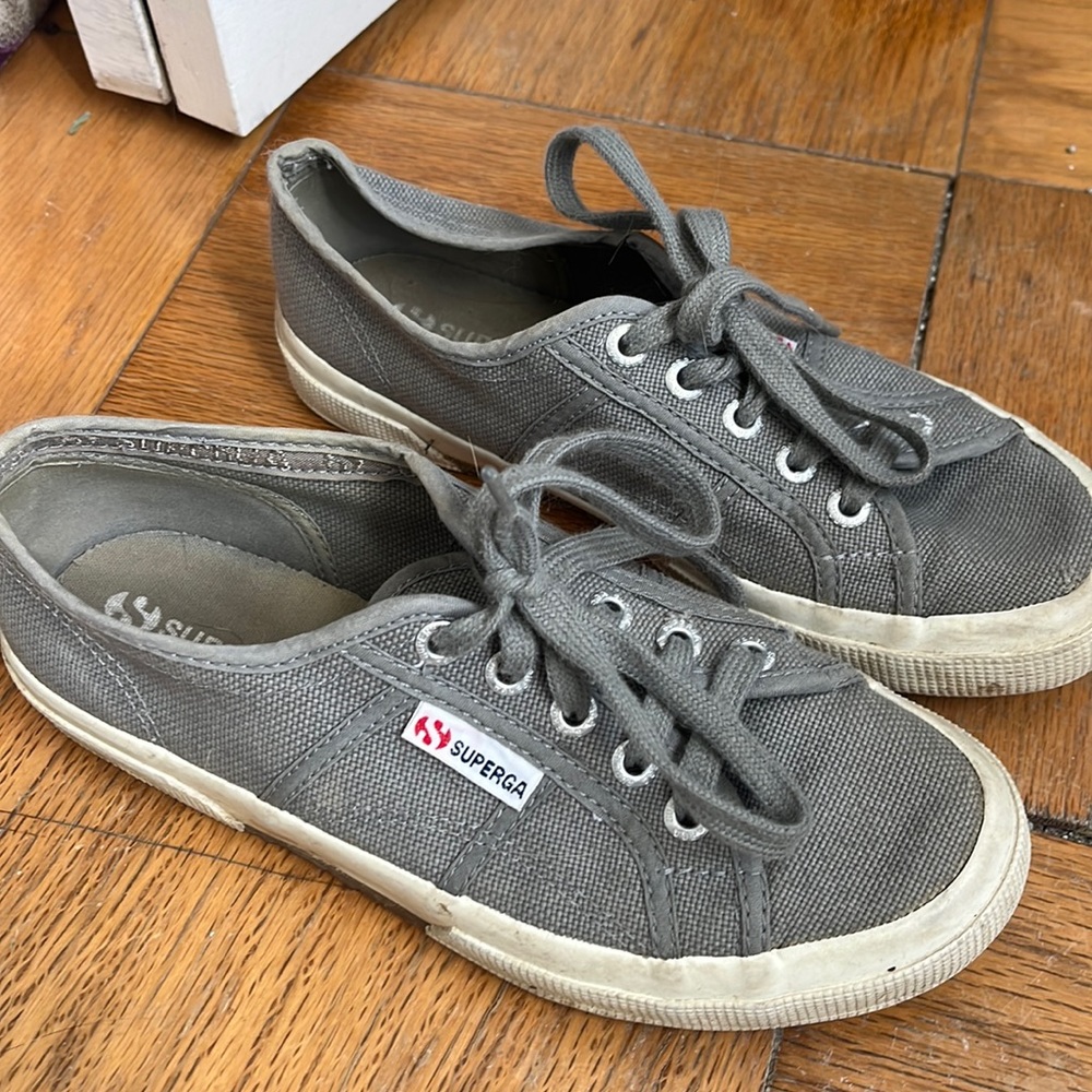 Gray women superga